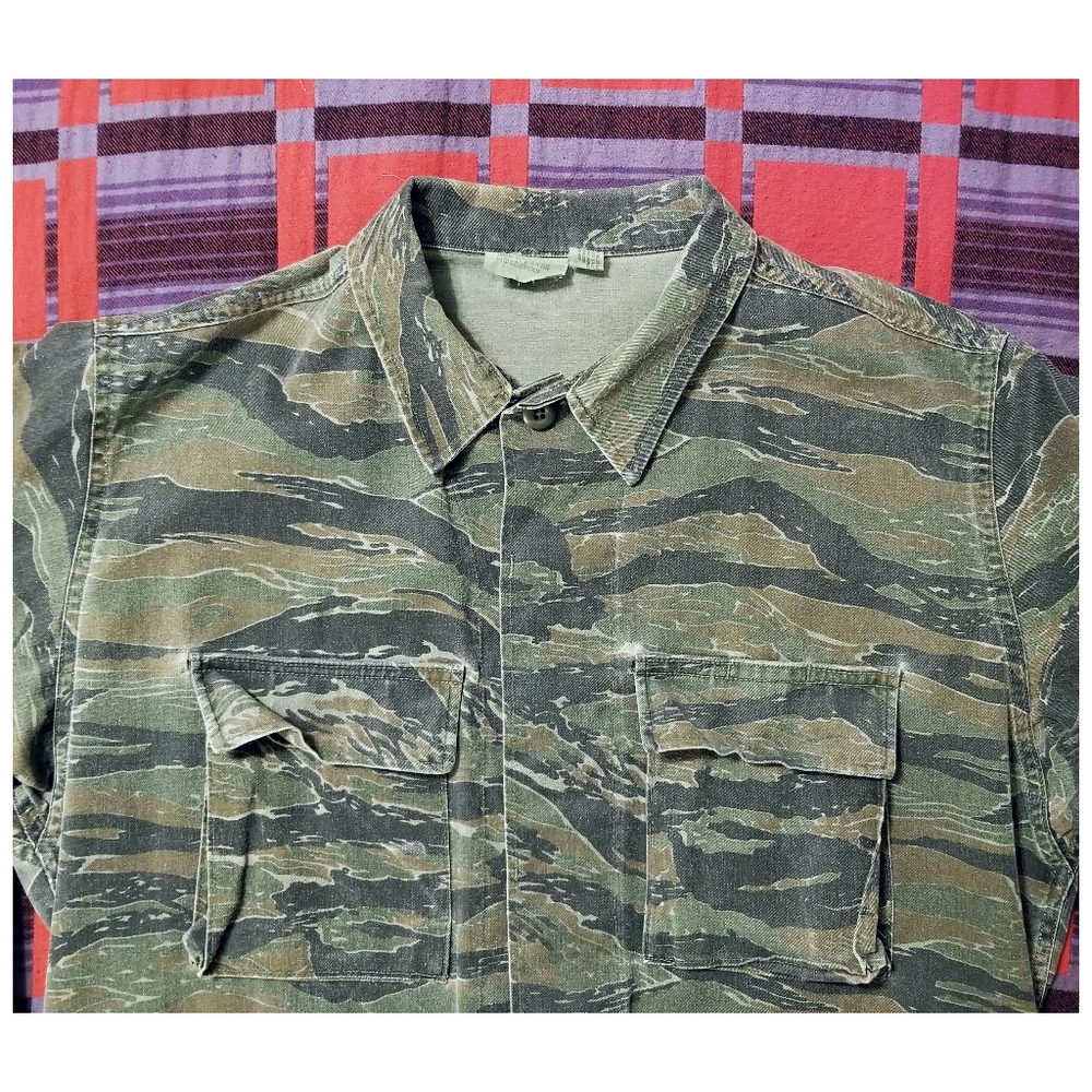 VTG. U.S. MILITARY TIGER STRIPED CAMO JACKET- MEN'S SIZE MEDIUM LONG - Picture 7 of 10